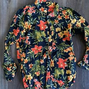 American Eagle Floral Button Down